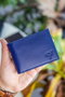 Zoozie Bags Cartera de Piel Auténtica para Hombre, Azul Marino con Bloqueo RFID, Elegante y Duradera